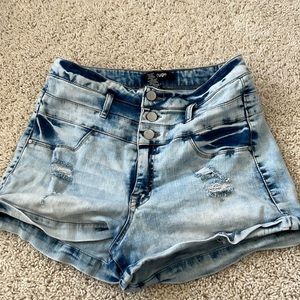 Refuge jean shorts
